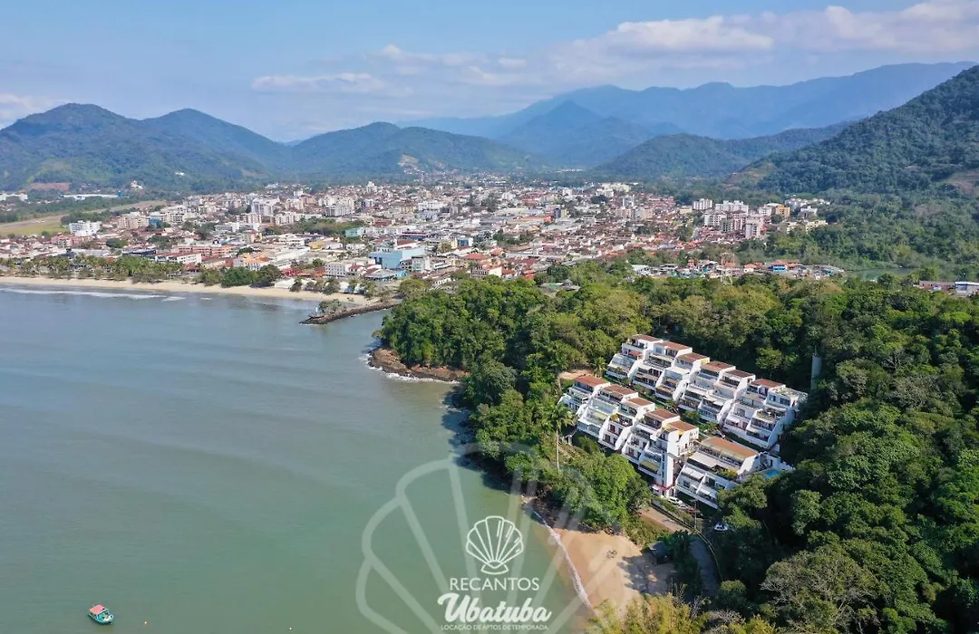 Frente pro MAR, com 2 Suítes, no centro de Ubatuba-1